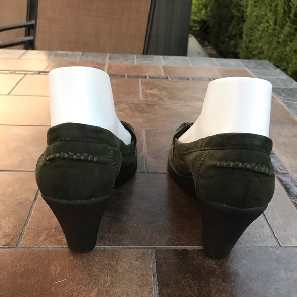 American Eagle Olive Green Wedge Shoes - Picture 3 of 8